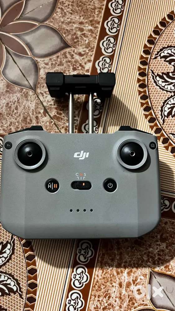 Dji Neo RC and 2 battery with charger and C to C cabel and bag free