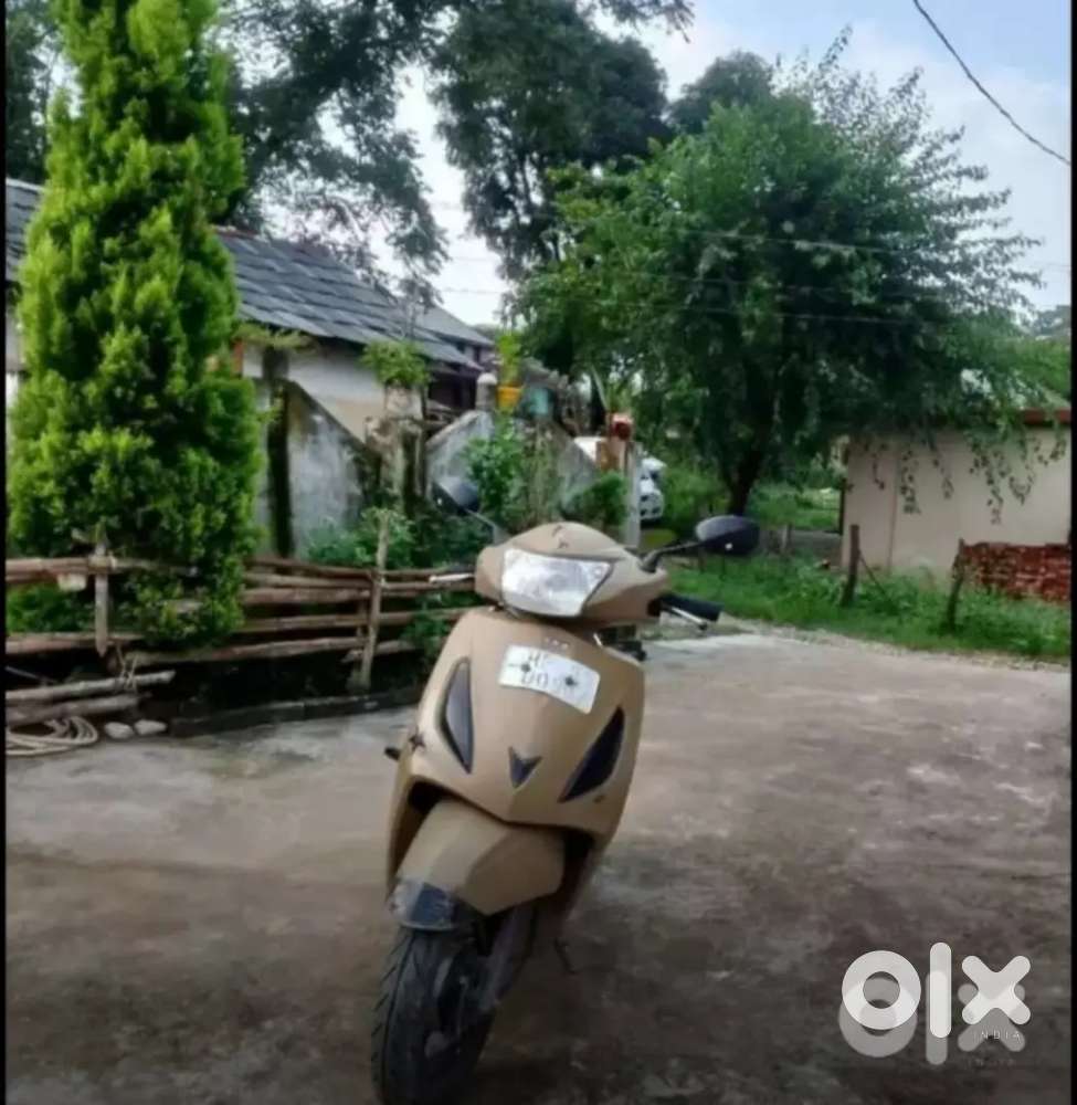 Jupiter Scooty