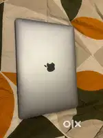 Macbook Pro 13 inch M2 2022 model