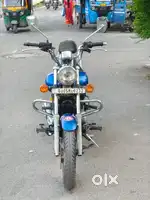BAJAJ AVENGER 220cc