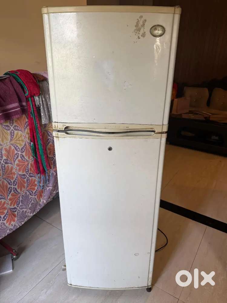 LG Fridge Good condition
