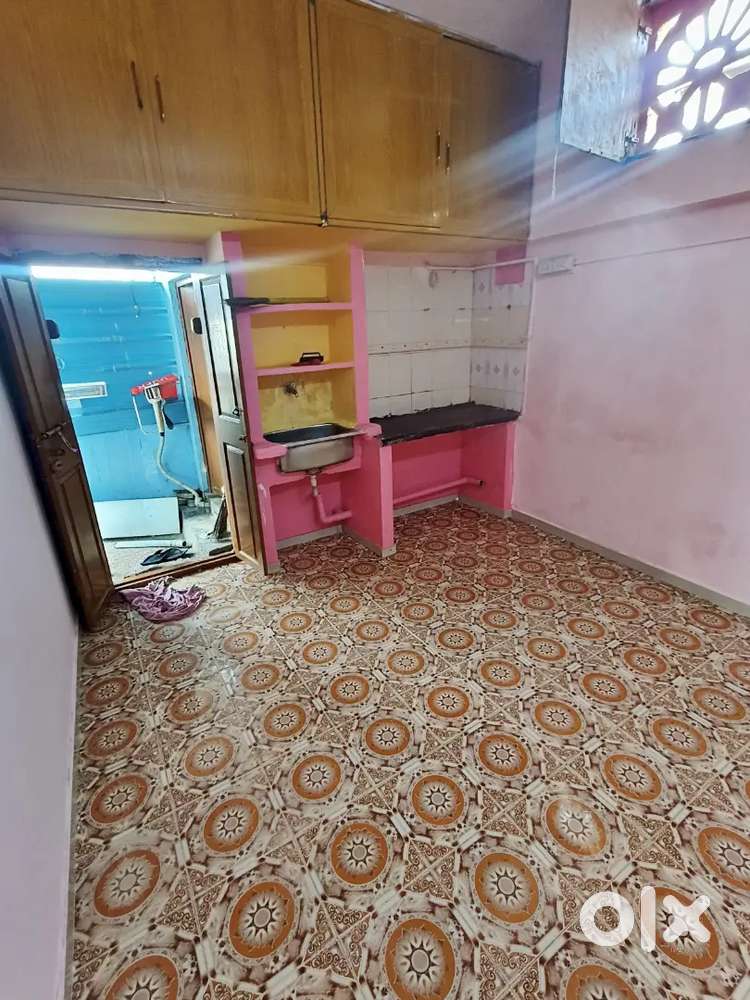 1 HALL KITCHEN/ GIRLS/ VELACHERY MGR NAGAR