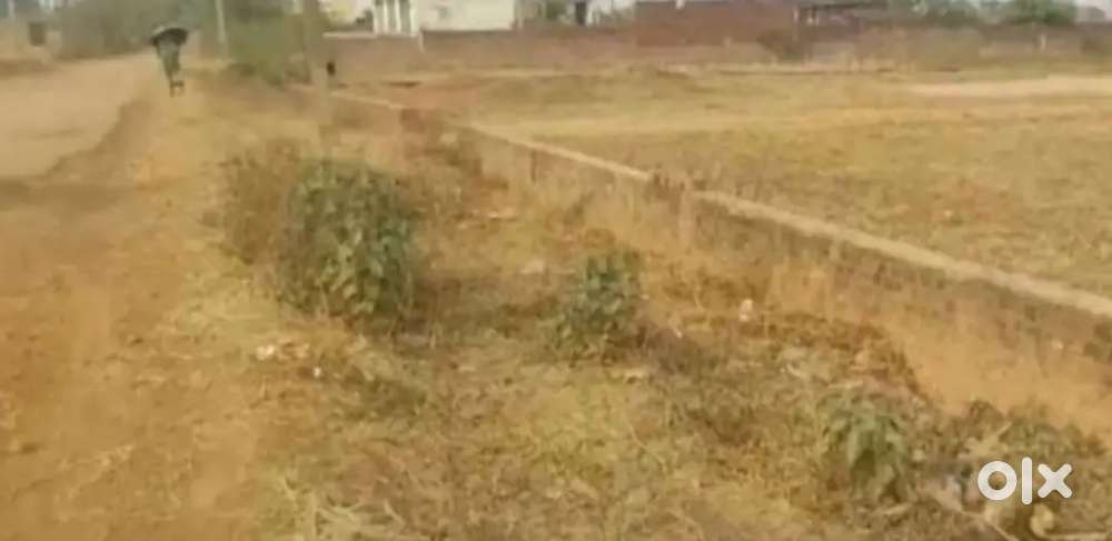 Plot at developing areas at good location