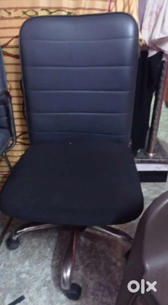 Two wheel chair 1599