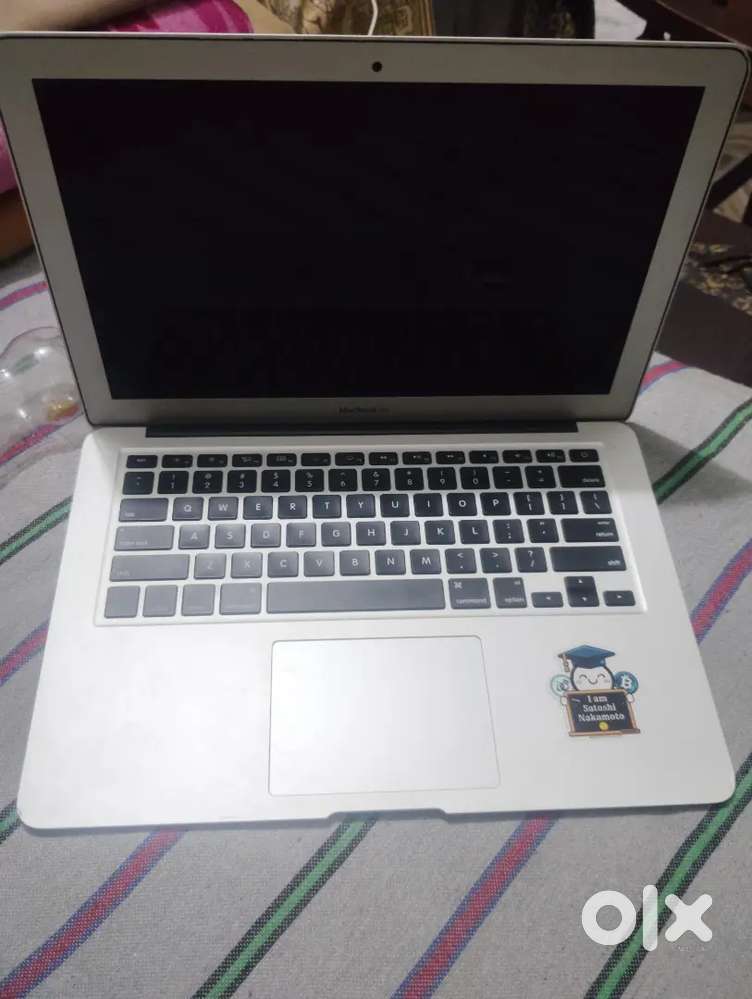 Macbook air 2017 ( i5/8gb/256 SSD) - Non Working