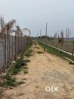प्लॉट लीजिए, भविष्य को दीजिए पंख(ग्रेटर नॉएडा में 3000रुपए  गज)