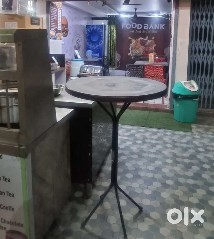 Restaurant equipment. 3-4 month old .new condition
