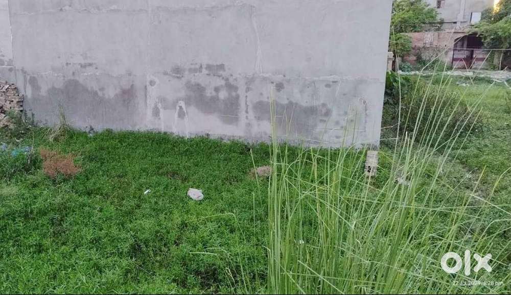 East Facing Plot with two sided road (14ft, 12ft) Laxmi Nagar