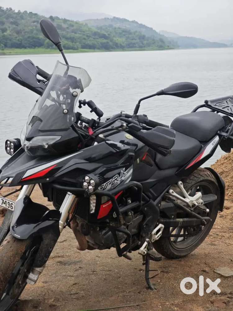 Benelli TRK 251 2022