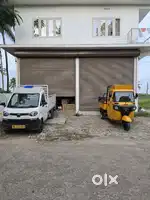 Driver require age should be between 20 to 30