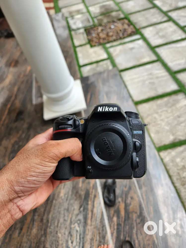 Nikon d7500