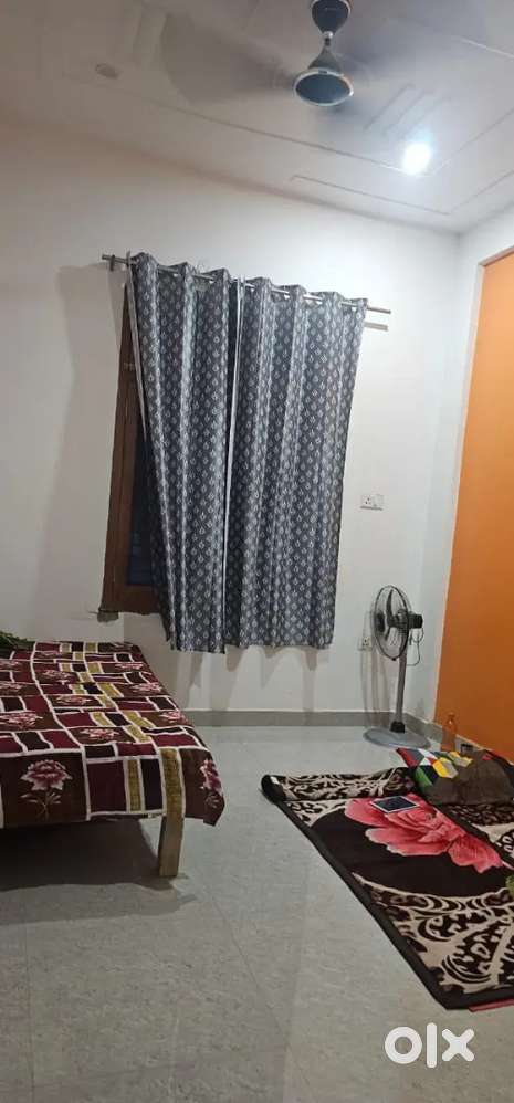 Need a flatmate only female bachelor