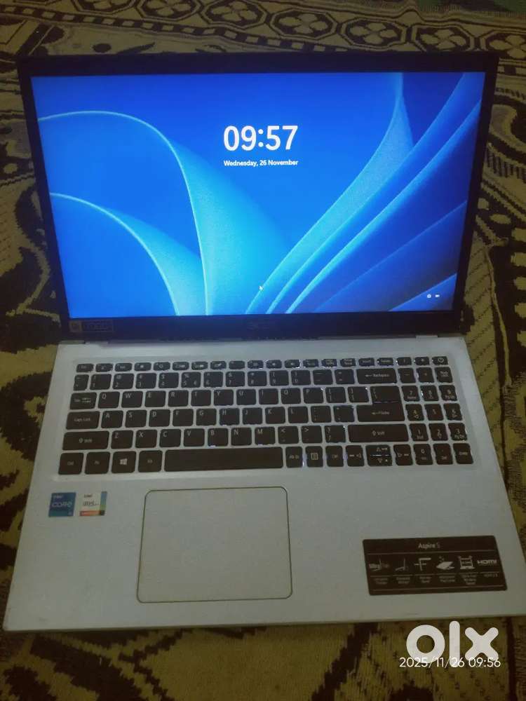 Acer Aspire 5 Intel Core i5 8GB RAM 1TB Storage
