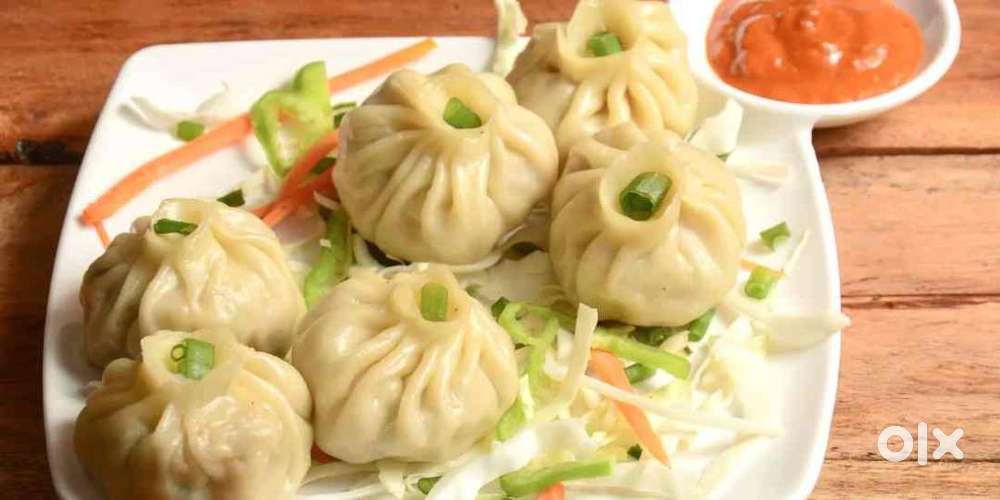 MOMOS STALL KE LIYE LADKA ,PART TIME