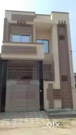 5 Marla House. Double Storey. 4 Bedroom total. 15 feet gali.