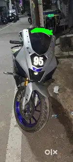 Yamaha R15 V4