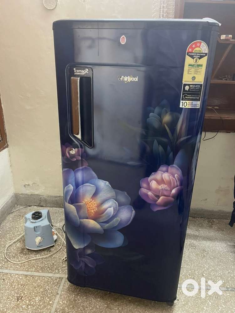 Whirlpool ctotally in a new condition only 3 month old fridge