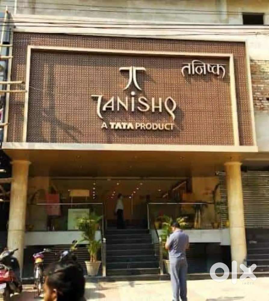VACANCY OPENING FOR TANISHQ JEWELLERY SHOWROOM(HR ARSHI SINGH MA'AM)