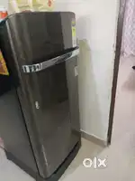 Brand new 3 month old under warrenty 5 star fridge