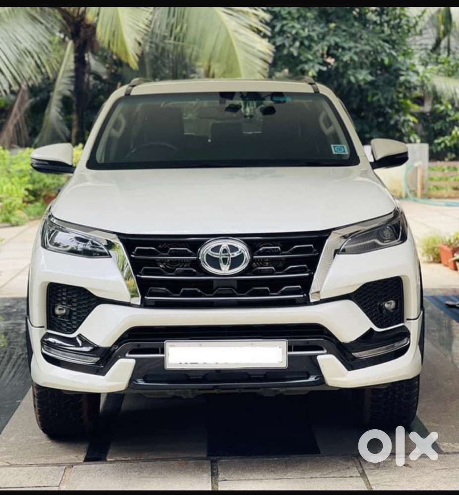 Toyota Fortuner 4X4 AT 2.8 Diesel, 2025, Diesel