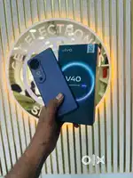 Vivo v40 only 5months old brand new condition