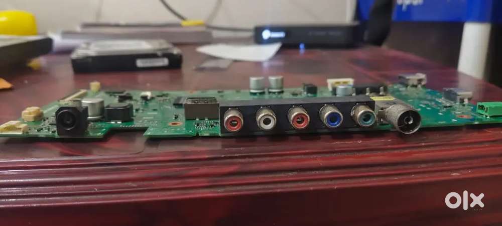 motherboard for a Sony KLV-32W562D LED TV.