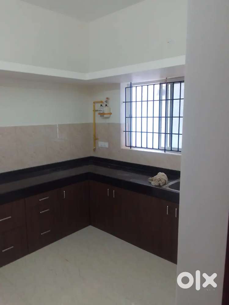 Ready to move 2 bedroomHall.