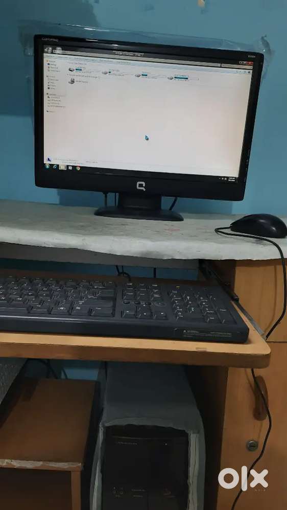 Compac branded computer for sell