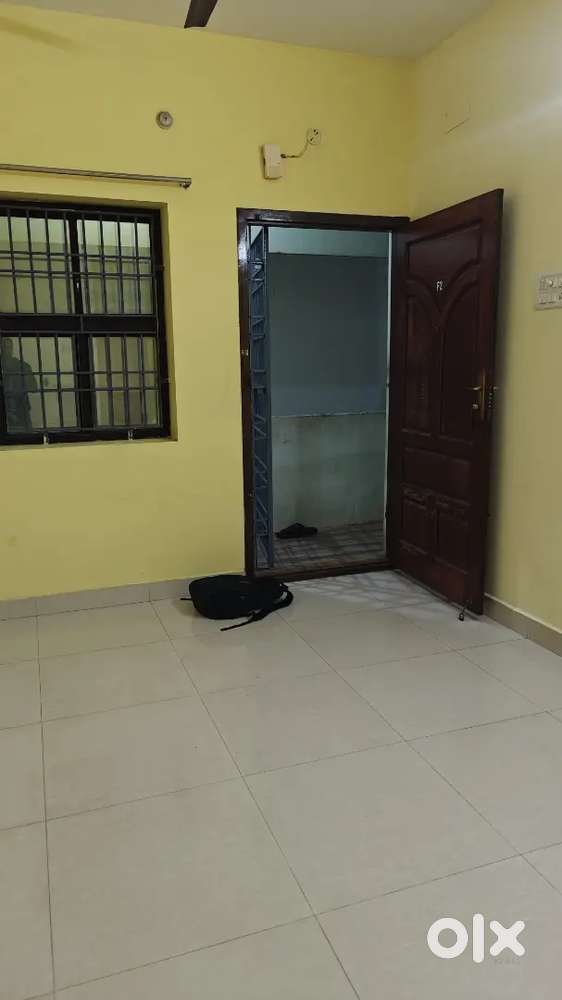 Home for rent in medavakkam