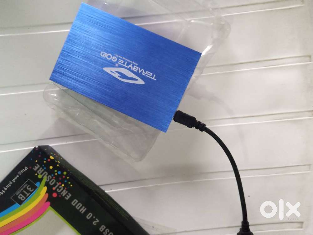 1 TB portable hard disk