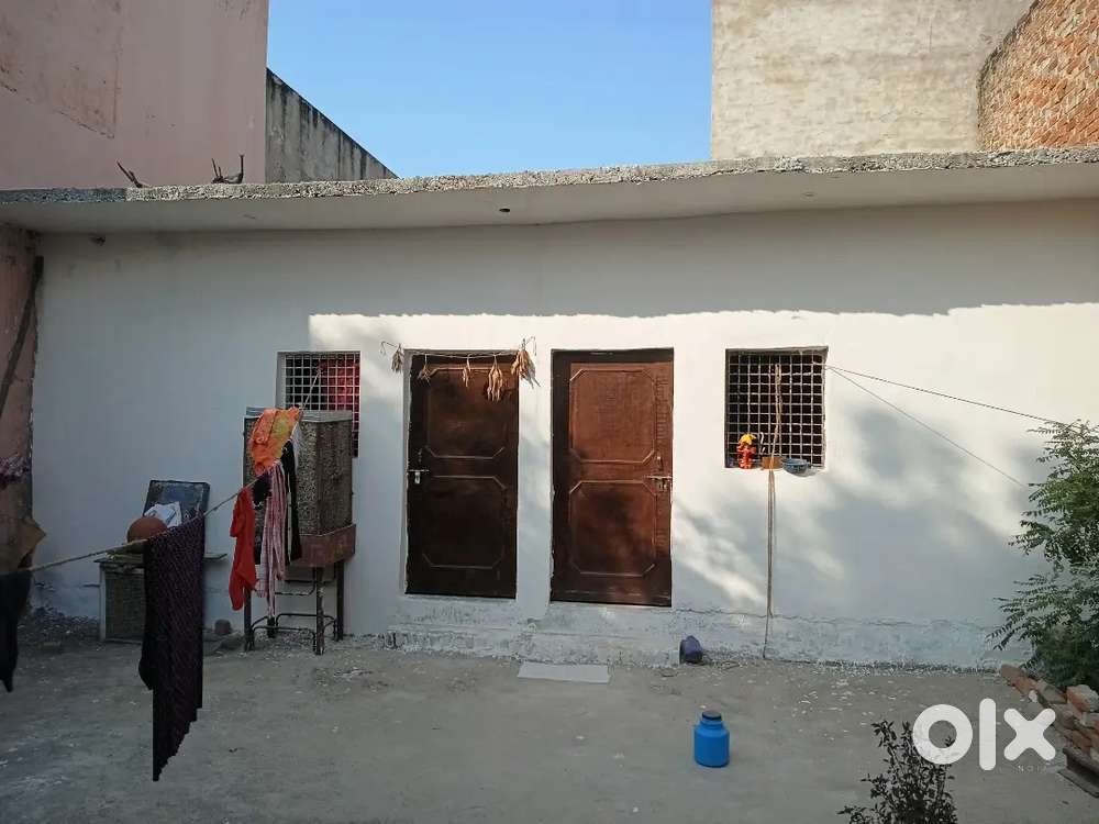 Two room rent with and bathroom