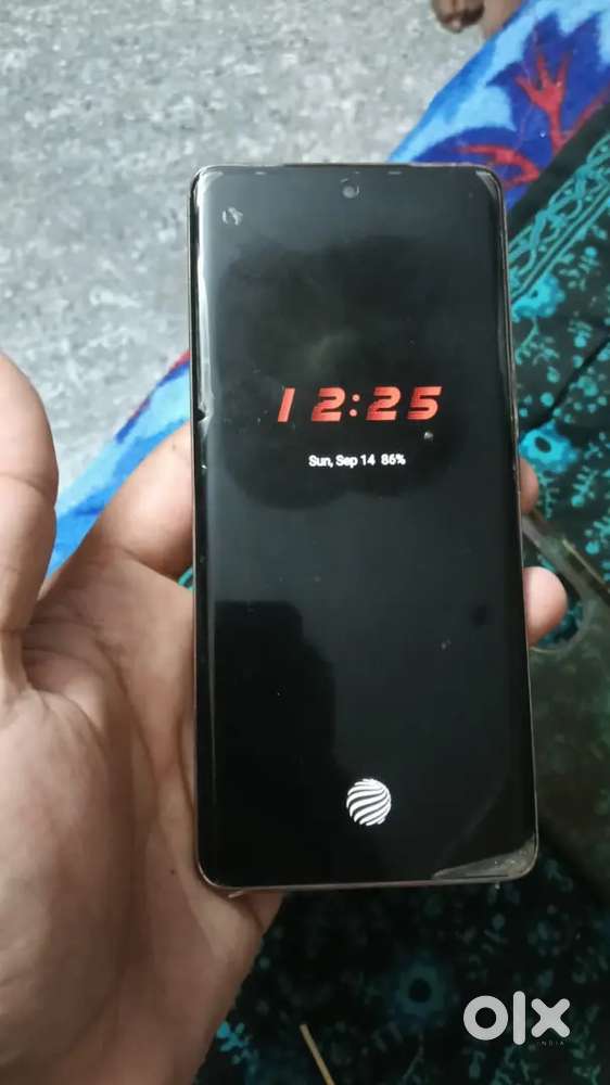 VIVO V40 E 5G 8+8 256
