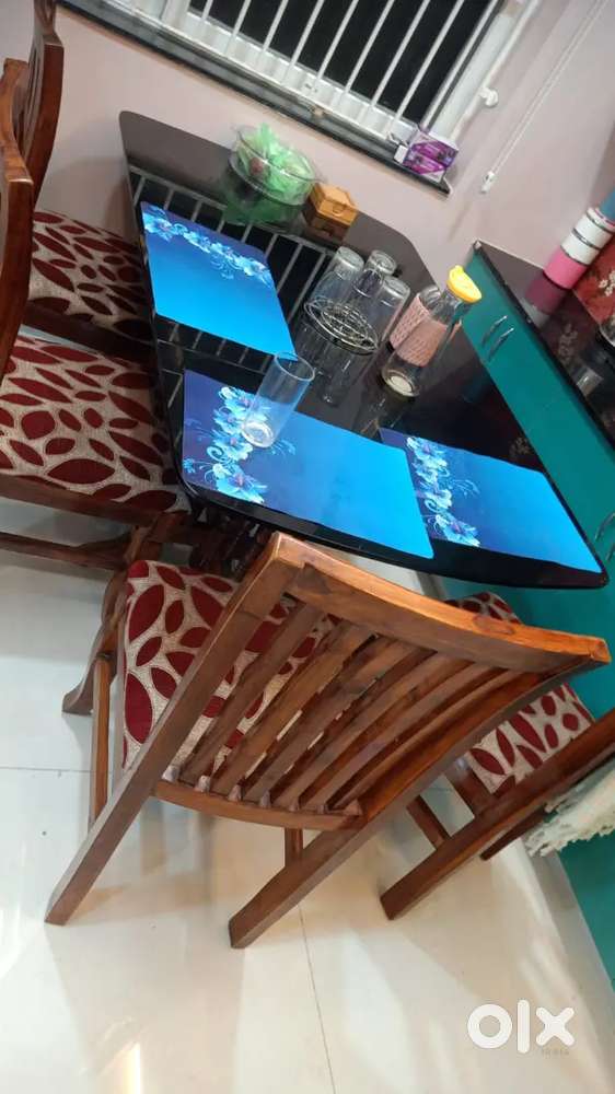 Dinning table