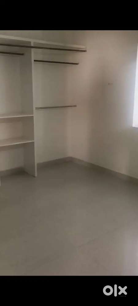 Room sharing 3persons need