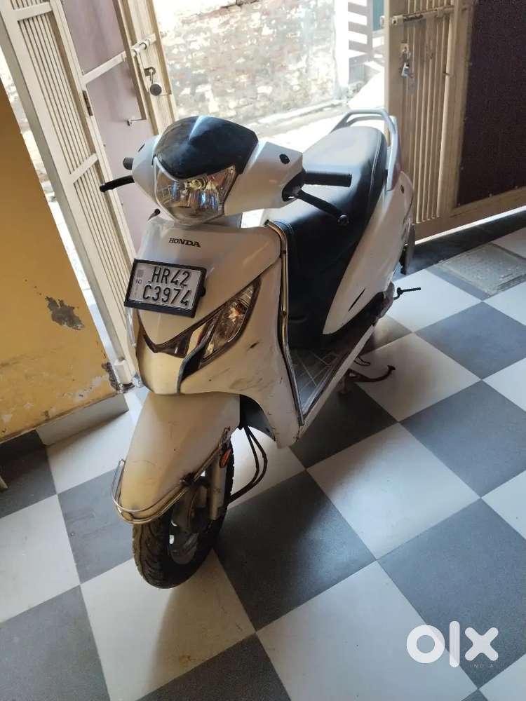 Scooty 2014 model