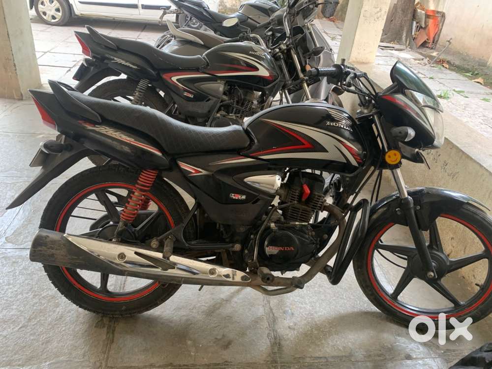 Cb shine bs4 2018 first owner document clear nice condition bike