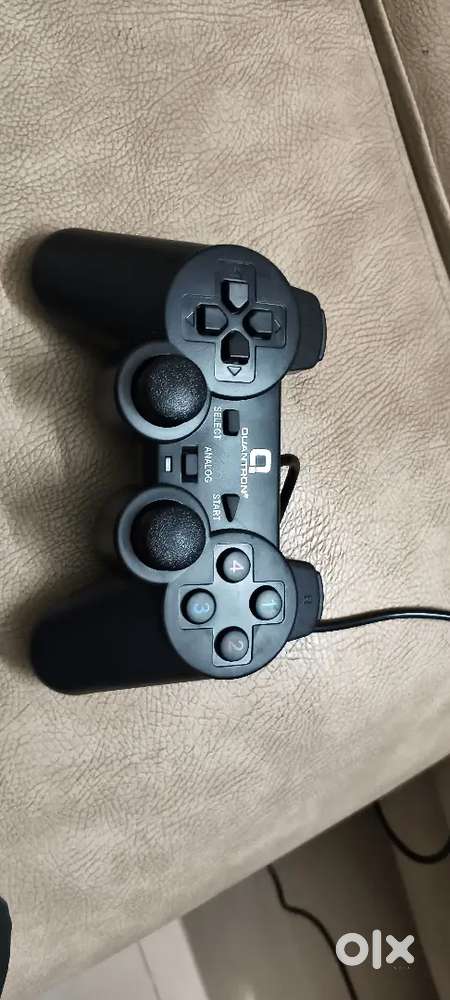 Gaming controller