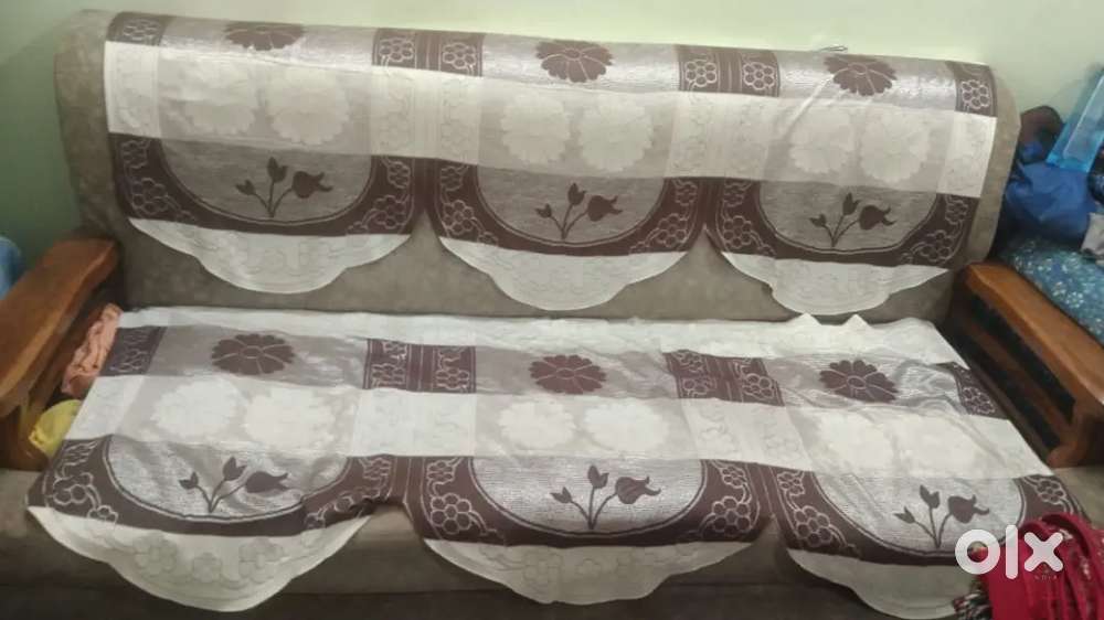 Sale sofa set with table