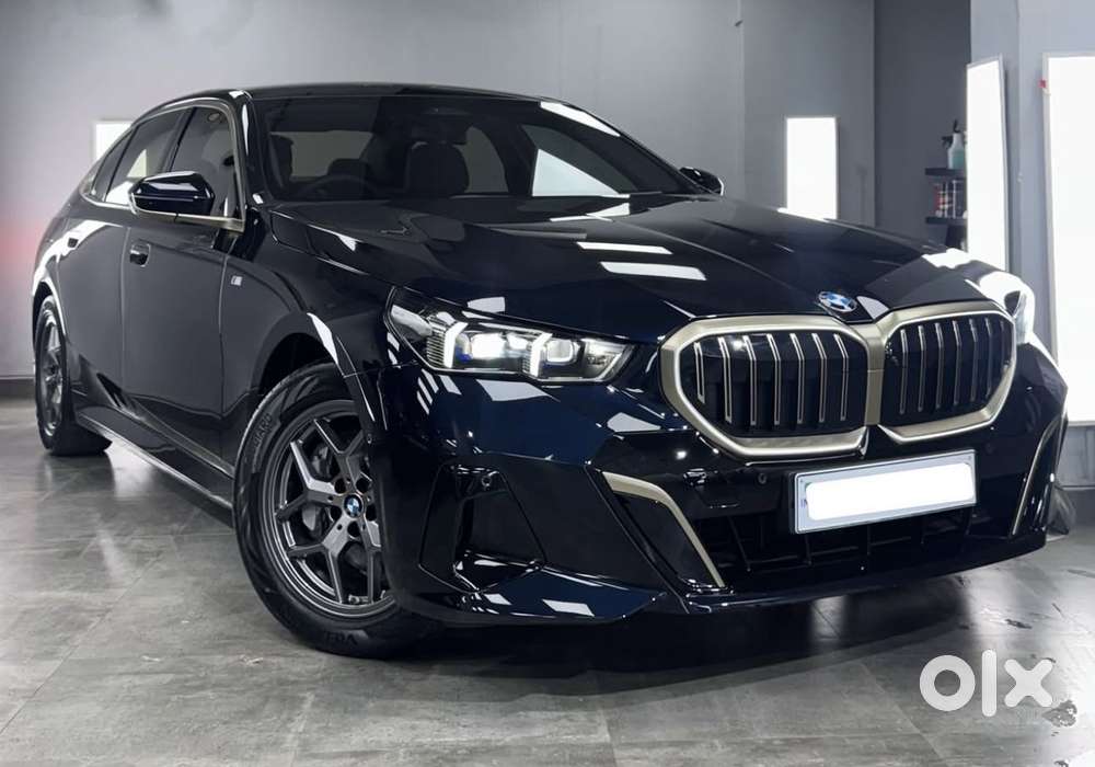 BMW 5 Series, 2025, Petrol