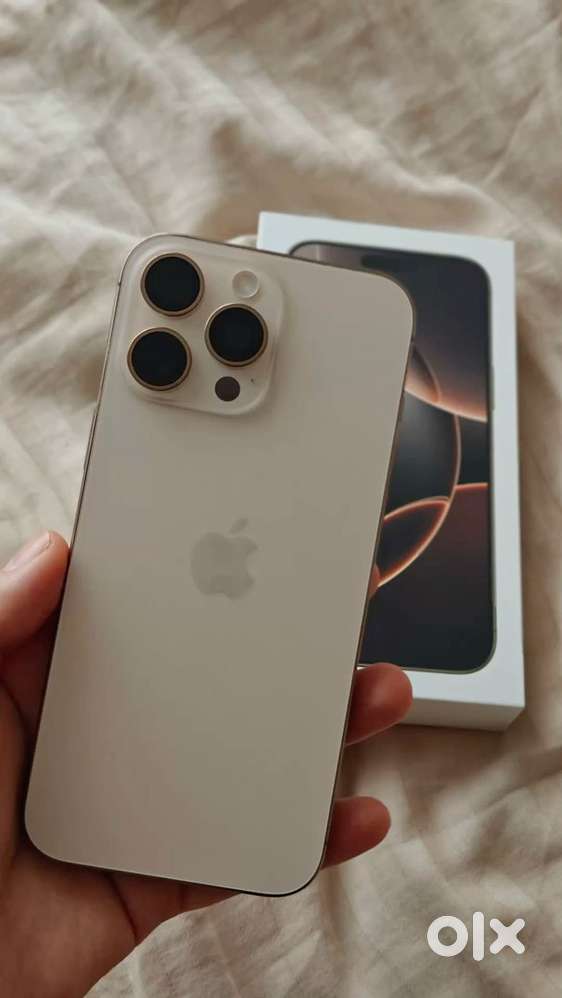 Iphone 16 pro 256gb,desert titanuim