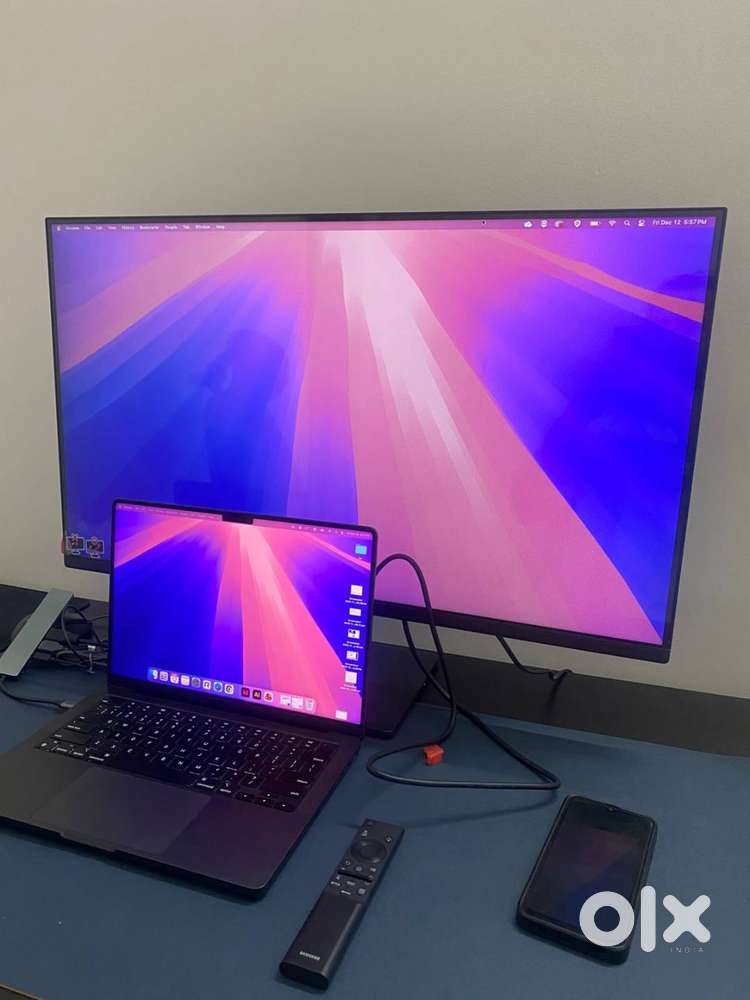 80 cm (32) M5 FHD Smart Monitor with Smart TV experience