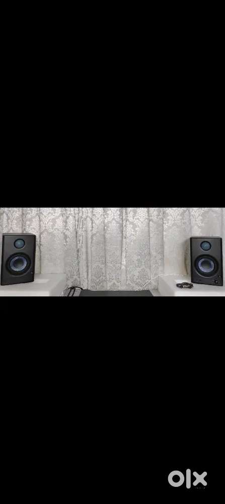 Studio Monitors (Speakers)