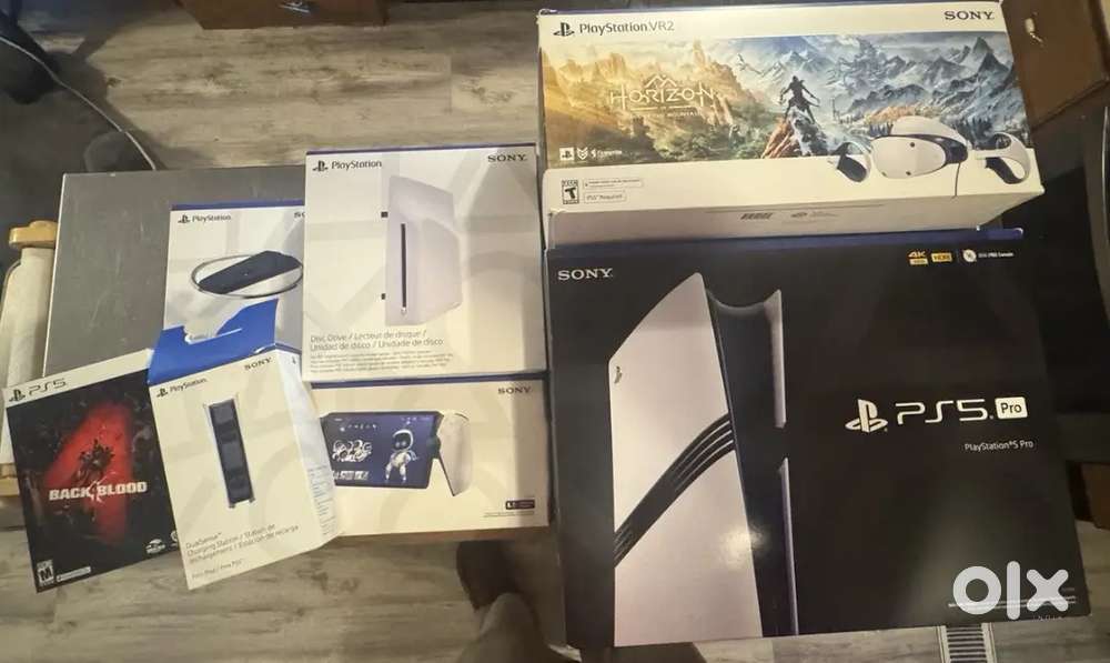 PS5 3TB Pro+Disk Drive+Vertical Stand+Dock, PSVR2, PS Portal,