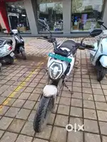 REVOLT RV400 ELECTRIC