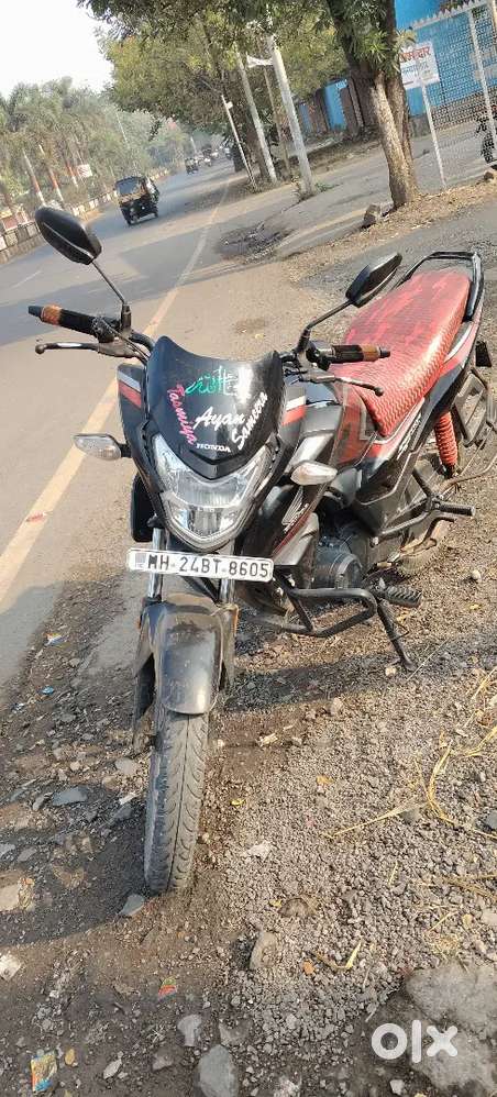 Honda shine sp 125 मॉडेल. Good condition one hand used.
