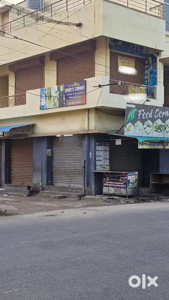 SHOP FOR RENT FIRST FLOOR