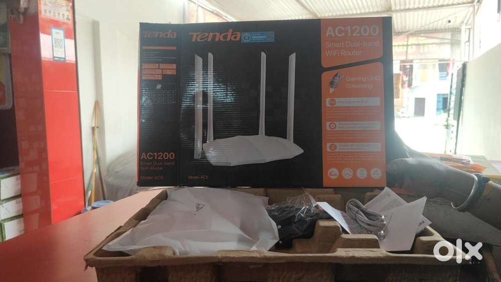 Cp plus wifi camera and wifi 5g router double band