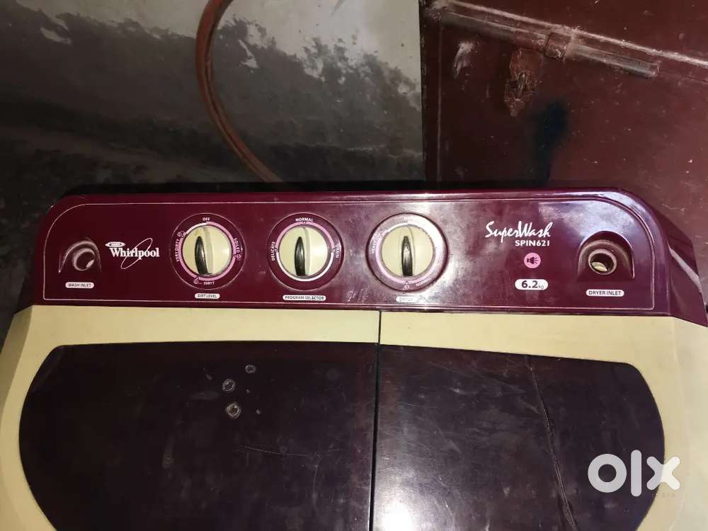 WHIRLPOOL WASHING MACHINE