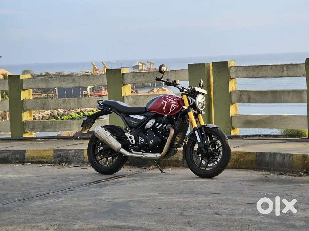 TRIUMPH SPEED 400 Brand new condition