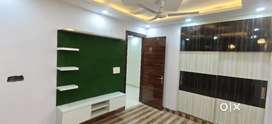 3 BHK FLAT For Sale with lift & car parking in 100 Gaj Near Dwarka Mor